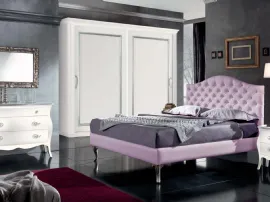 Letto in ecopelle con testata con bottoni Swarovski Apollo di Euro Design